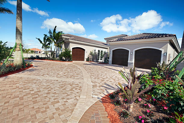 Best Local Driveway Pavers  in Hugo, OK